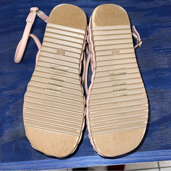 Shu shop Literally like new “Lilith” apricot colored platform strappy sandals- - Picture 2 of 7